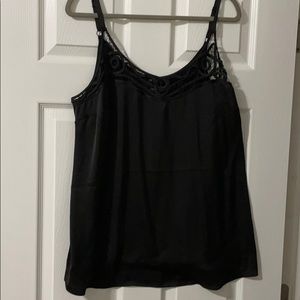NWT TORRID BLK TANK BEAUTIFUL DESIGN